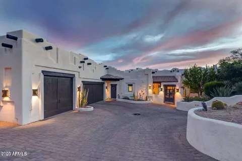 7601 E Cave Creek Rd, Carefree, AZ 85377