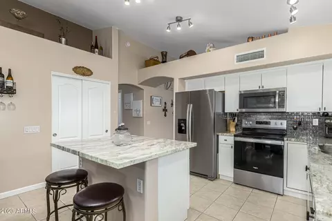 4455 E Badger Way, Phoenix, AZ 85044 photo 4