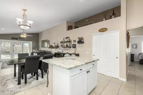 4455 E Badger Way, Phoenix, AZ 85044 photo 7
