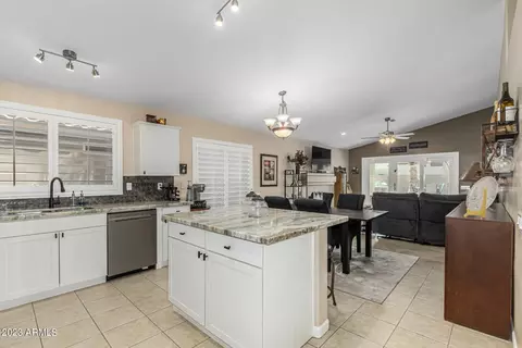 4455 E Badger Way, Phoenix, AZ 85044 photo 5