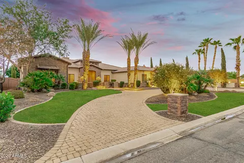 26010 S Washington St, Chandler, AZ 85249