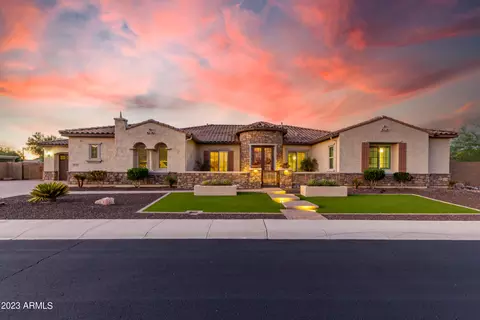 10638 Evergreen St, Mesa, AZ 85207