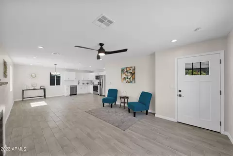 2215 E Palm Ln, Phoenix, AZ 85006 photo 6