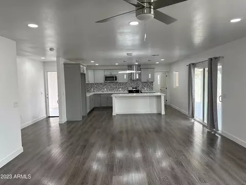 2644 E Virginia Ave, Phoenix, AZ 85008