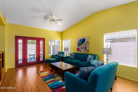 3557 S Buckaroo Trl, Gilbert, AZ 85297 photo 4