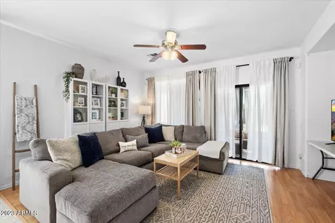 40808 N Trailhead Way, Phoenix, AZ 85086