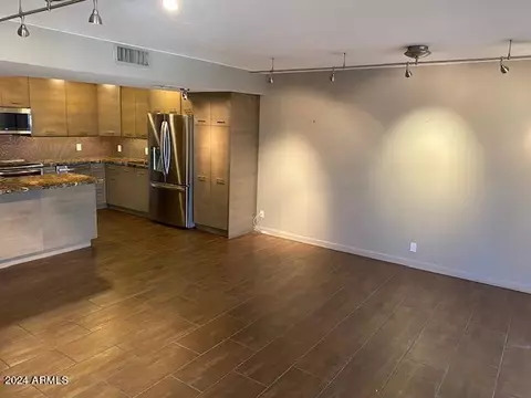 7930 E Camelback Rd E #403, Scottsdale, AZ 85251