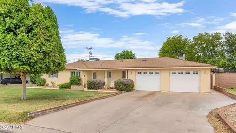 3902 E Glenrosa Ave, Phoenix, AZ 85018