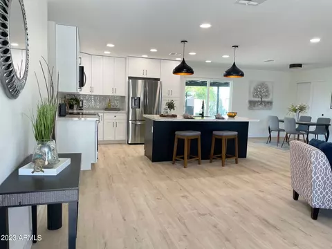 702 N 78th St, Scottsdale, AZ 85257