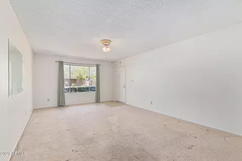 2153 E Apollo Ave, Tempe, AZ 85283 photo 12