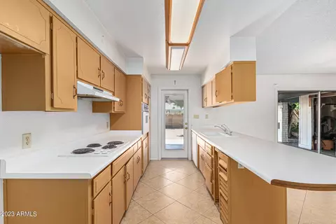 2153 E Apollo Ave, Tempe, AZ 85283 photo 4