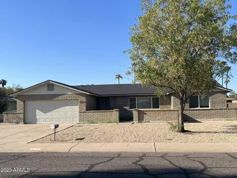 2902 W Glenn Dr, Phoenix, AZ 85051
