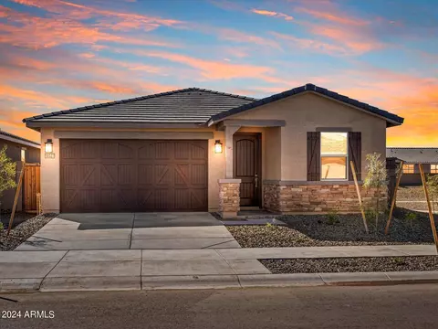 16027 W Gray Fox Trl, Surprise, AZ 85387