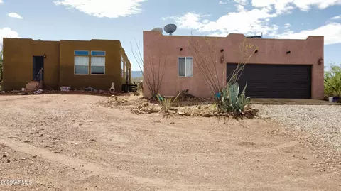 3654 S Qmh Ranch Rd, Tombstone, AZ 85638