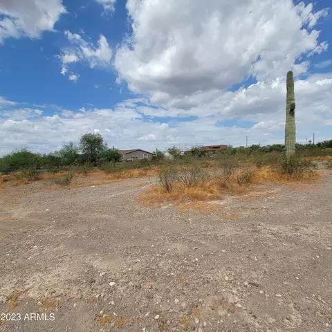 2306 W New River Rd #G, New River, AZ 85087