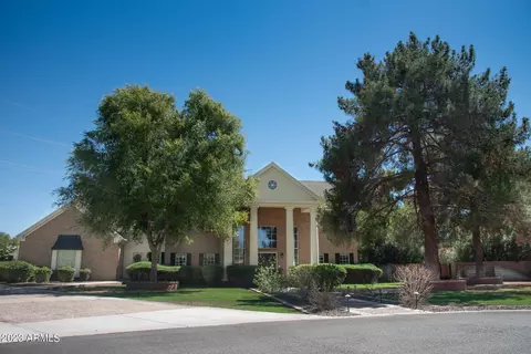 1911 E Lexington Ave, Gilbert, AZ 85234 photo 2