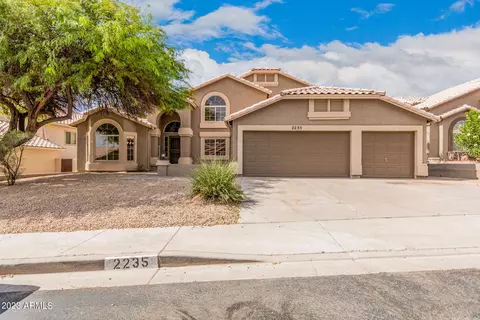 2235 E Granite View Dr, Phoenix, AZ 85048