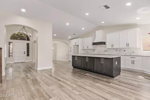 2235 E Granite View Dr, Phoenix, AZ 85048 photo 9