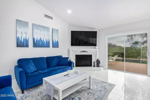18072 N 83rd Ln, Peoria, AZ 85382