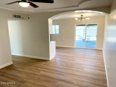 4154 W Earll Dr, Phoenix, AZ 85019 photo 3