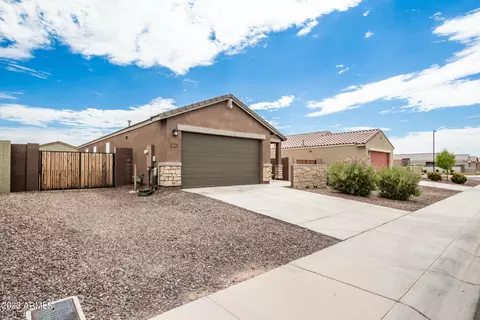 37075 N Sidewinder Dr, San Tan Valley, AZ 85140