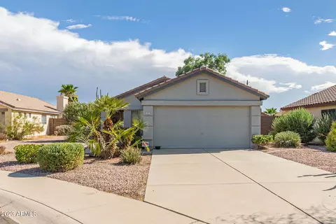 1123 E Yuma Ave, Apache Junction, AZ 85119