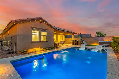 15999 W Soft Wind Dr, Surprise, AZ 85387