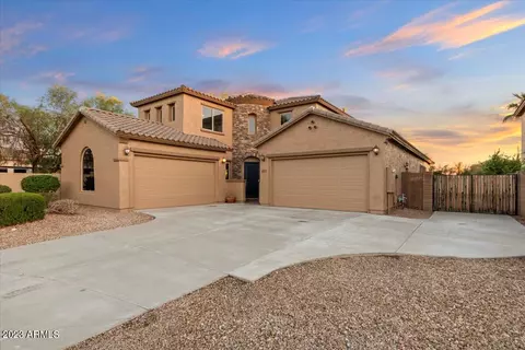 2855 E Honeysuckle Pl, Chandler, AZ 85286