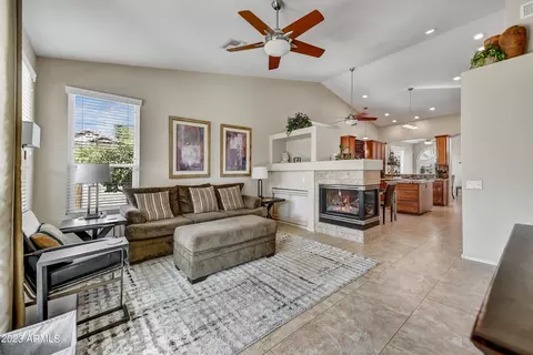 4507 E Rowel Rd, Phoenix, AZ 85050 photo 3