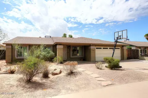 625 W Medina Ave, Mesa, AZ 85210