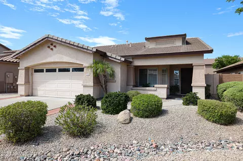8142 W Harmony Ln, Peoria, AZ 85382