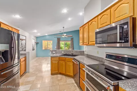 1335 E Mescal St, Phoenix, AZ 85020 photo 5