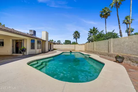 102 E Helena Dr, Phoenix, AZ 85022 photo 6
