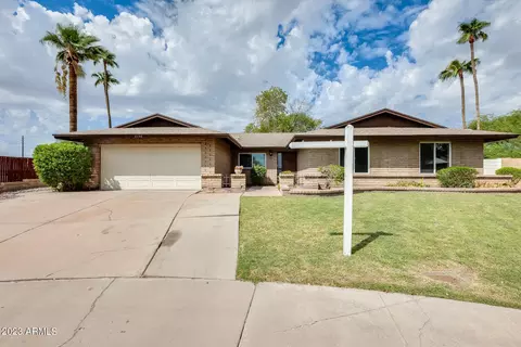 2732 W Obispo Cir, Mesa, AZ 85202