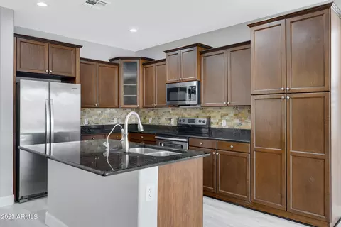 1469 S Buckaroo Trl, Gilbert, AZ 85296 photo 12