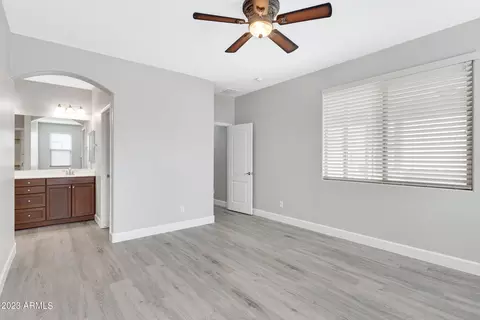 1469 S Buckaroo Trl, Gilbert, AZ 85296 photo 21