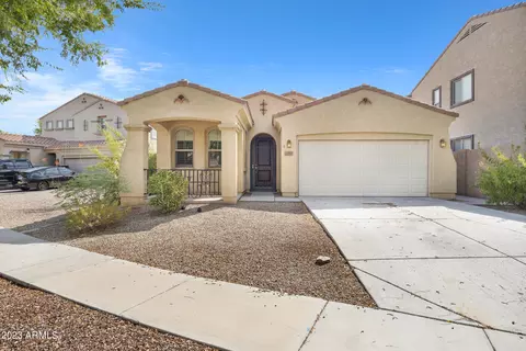1469 S Buckaroo Trl, Gilbert, AZ 85296