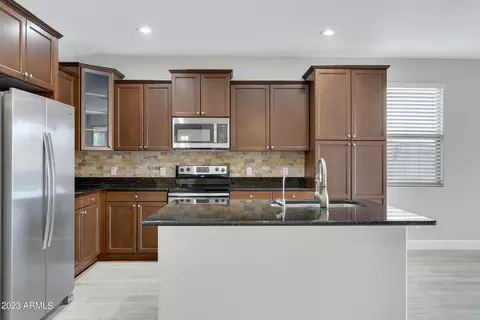 1469 S Buckaroo Trl, Gilbert, AZ 85296 photo 15