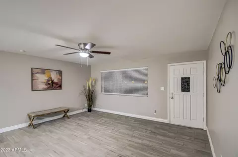 8526 N 33rd Dr, Phoenix, AZ 85051 photo 4