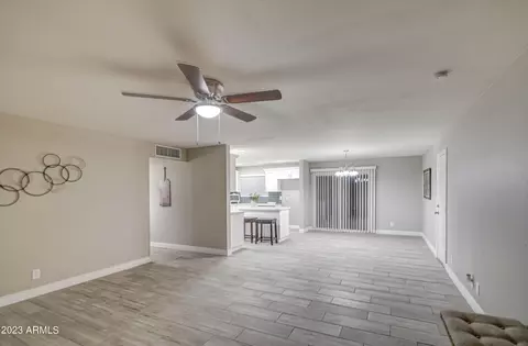 8526 N 33rd Dr, Phoenix, AZ 85051 photo 6