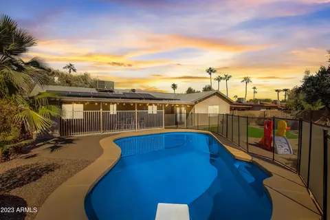 11031 S Bannock St, Phoenix, AZ 85044