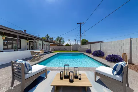 2520 W Village Dr, Phoenix, AZ 85023