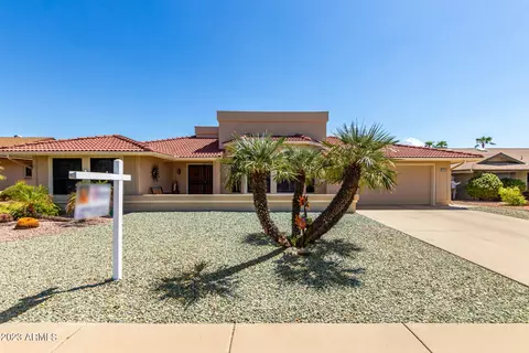 21411 N Palm Desert Dr, Sun City West, AZ 85375