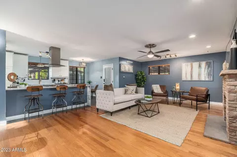 64 W Virginia Ave, Phoenix, AZ 85003