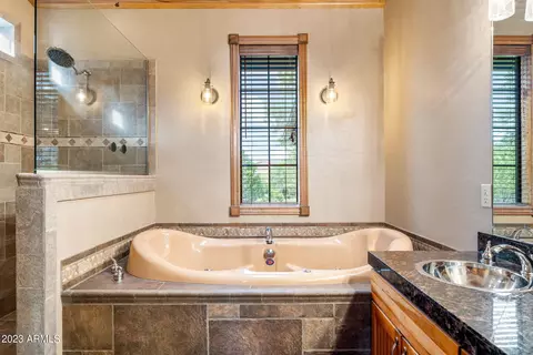 2751 Challenger Dr, Overgaard, AZ 85933 photo 36