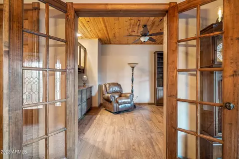 2751 Challenger Dr, Overgaard, AZ 85933 photo 15