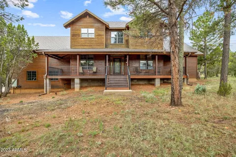2751 Challenger Dr, Overgaard, AZ 85933 photo 8