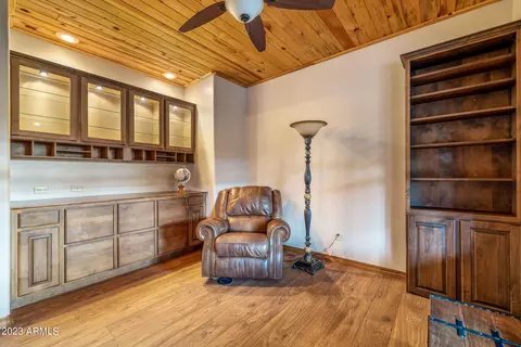 2751 Challenger Dr, Overgaard, AZ 85933 photo 16