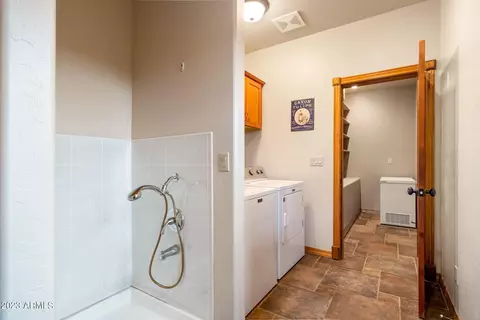 2751 Challenger Dr, Overgaard, AZ 85933 photo 29