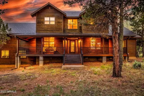 2751 Challenger Dr, Overgaard, AZ 85933 photo 3